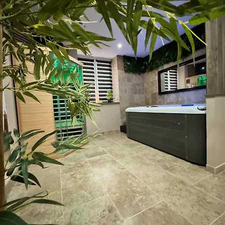 Le Boudoir Suite&spa Love hotel