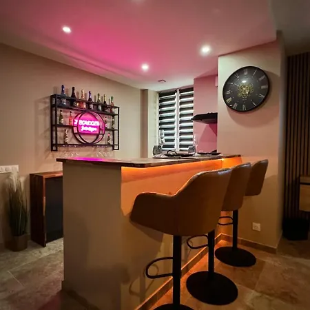 Le Boudoir Suite&spa Love hotel Malissard