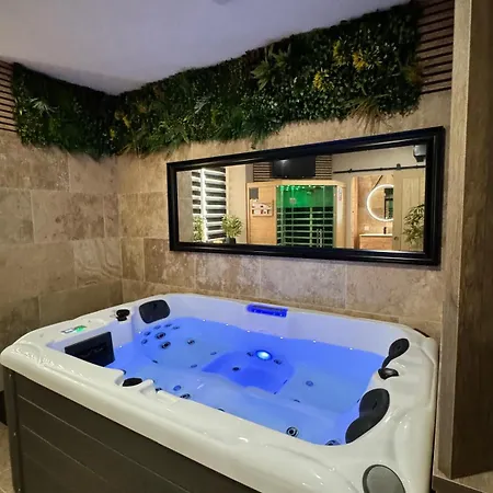 Le Boudoir Suite&spa Love hotel *