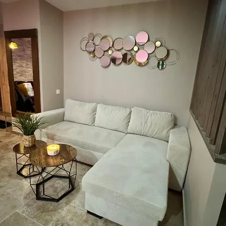 Love hotel Le Boudoir Suite&spa *